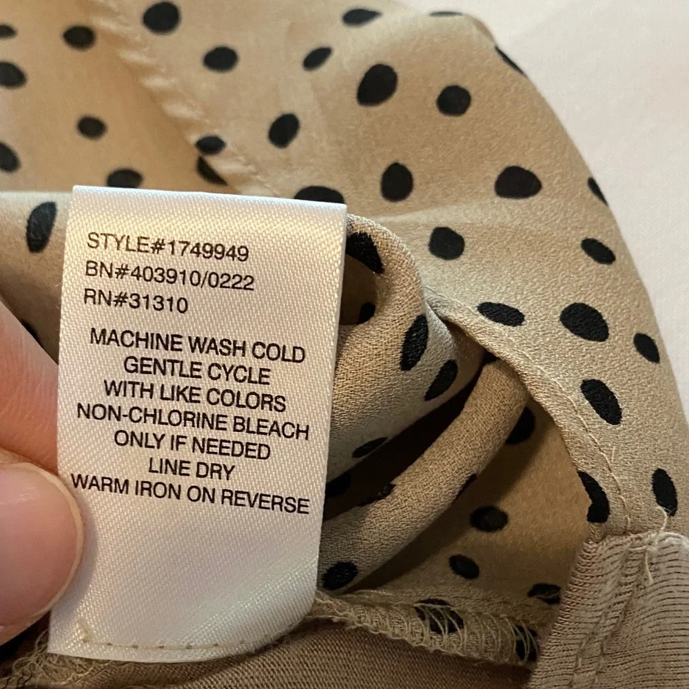 Fortune + Ivy Women’s Tan and Black Short Sleeve Polka Dot Blouse